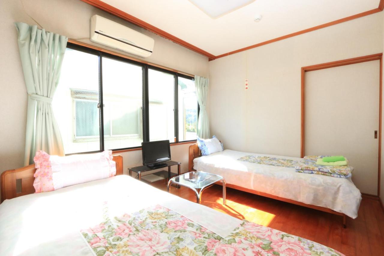 Minshuku Satomachi Guest House Yakushima  Ngoại thất bức ảnh